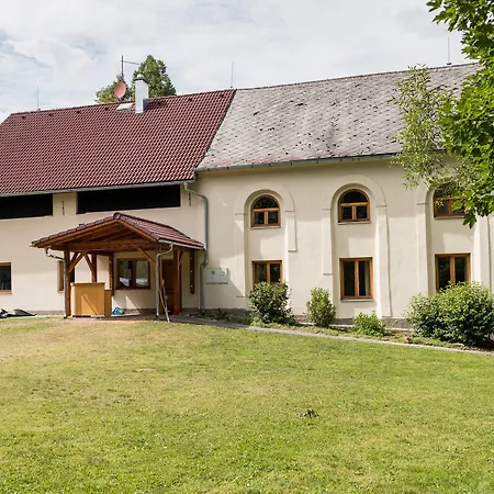 Ubytování v soukromí Penzion Jiřičná *