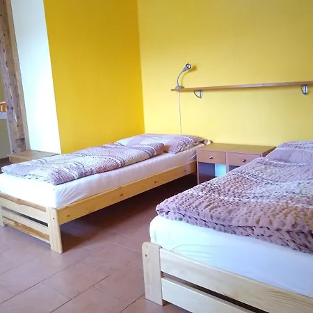 Ubytování v soukromí Penzion Jiřičná *